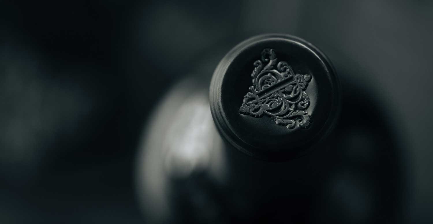 Boich wine capsule close-up